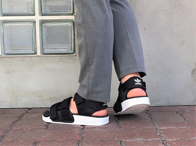 adidas ADILETTE W (4).JPG