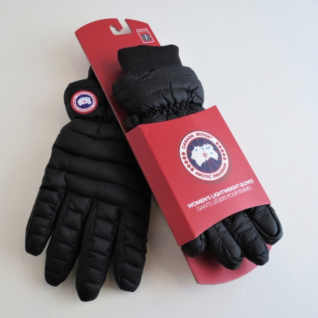 CANADA GOOSE WOMENS LIGHTWEIGHT GLOVES.JPG