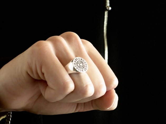 chari&co ꥢɥ CIRCLE LOGO RING    .jpg