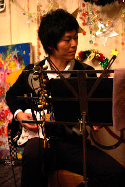 タゴ氏