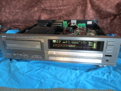 YAMAHA CDX-2000 CDプレーヤー 修理 | 滋賀オーディオ YAMAHA CDX-2000 CDプレーヤー 修理 | 滋賀オーディオ