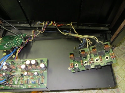 不動品・要修理】B2301 VINTAGE サンスイ 山水 パワーアンプ 不動品