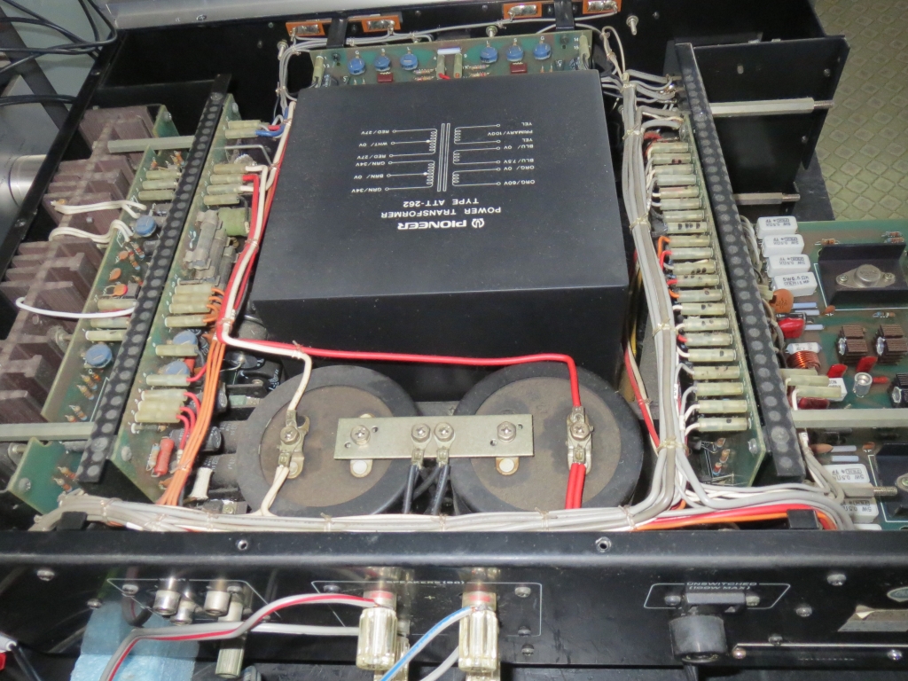 EXCLUSIVE M-4 パワーアンプ修理 | 滋賀オーディオサービス 公式ブログ