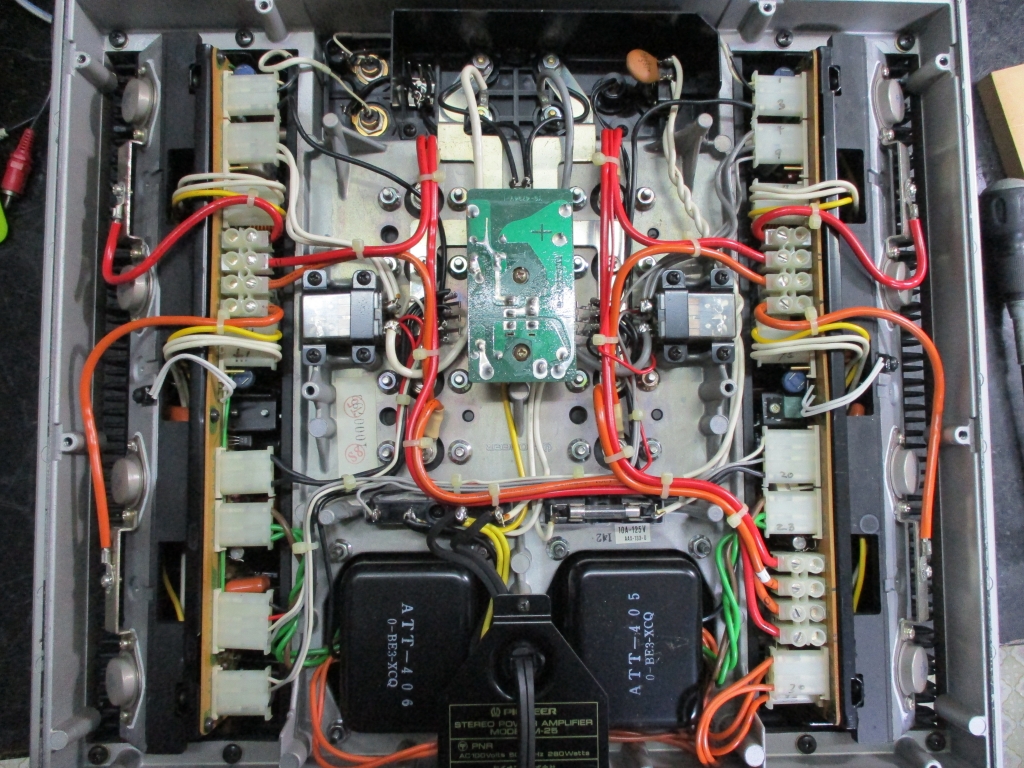 pioneer製 M-25 パワーアンプ修理。 | 滋賀オーディオサービス