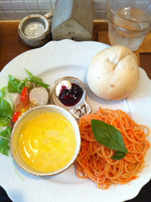 100831lunch2.jpg