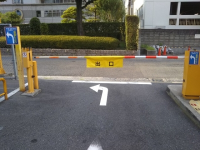 ゲート垂れ幕交換 (3).JPG