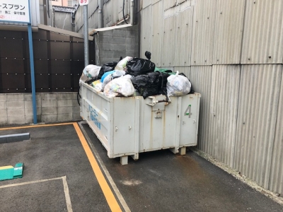 ゴミ回収前.jpg