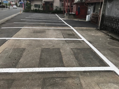 車止め設置前.jpg