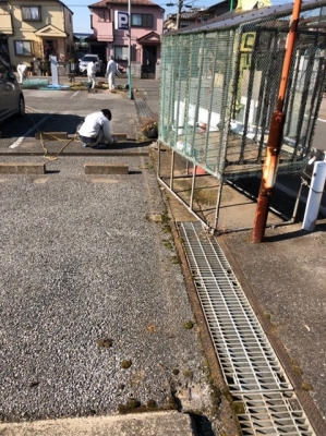 フェンス撤去・看板移設工事4.JPG