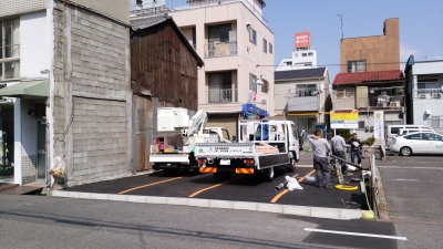 バリカー・照明・カーブミラー設置前.jpg