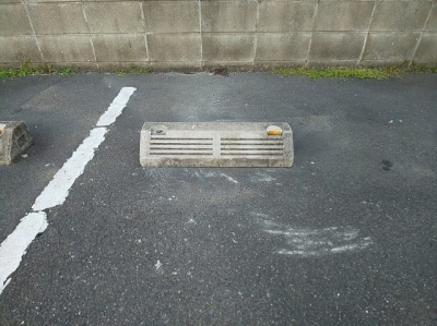 車止め補修後.JPG