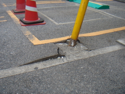 RP呉中通2角バリカー.JPG