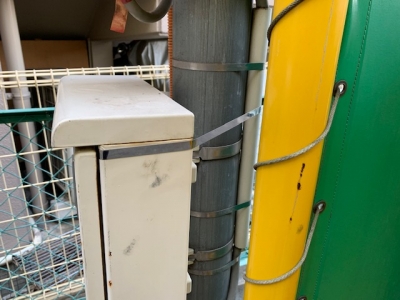 電源箱後.jpg