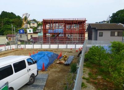 只今建設中