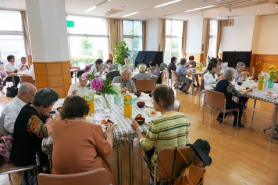 白朋苑の芋煮会