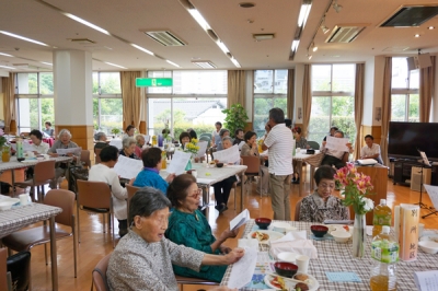 白朋苑の芋煮会