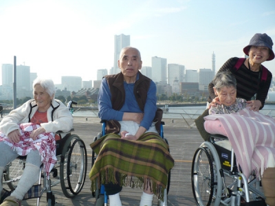 大桟橋へドライブ