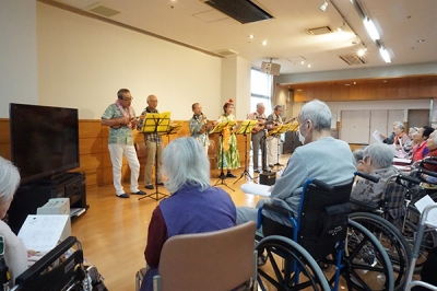 ウクレレ演奏会