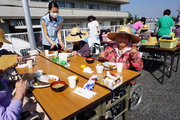 さんまを食べよう会