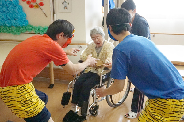 鬼は外