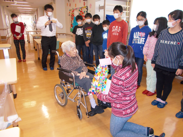 藤の木小学校来苑