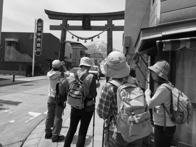 富士山駅を出発