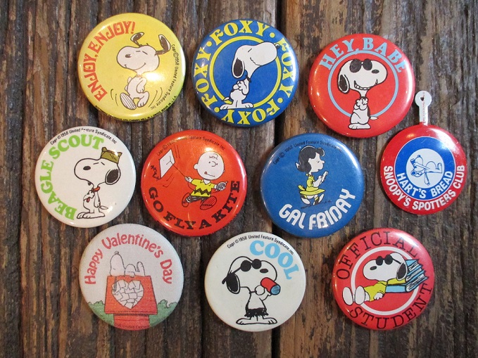 PEANUTS スヌーピー SNOOPY ヴィンテージ 缶バッジ 缶バッチ USA