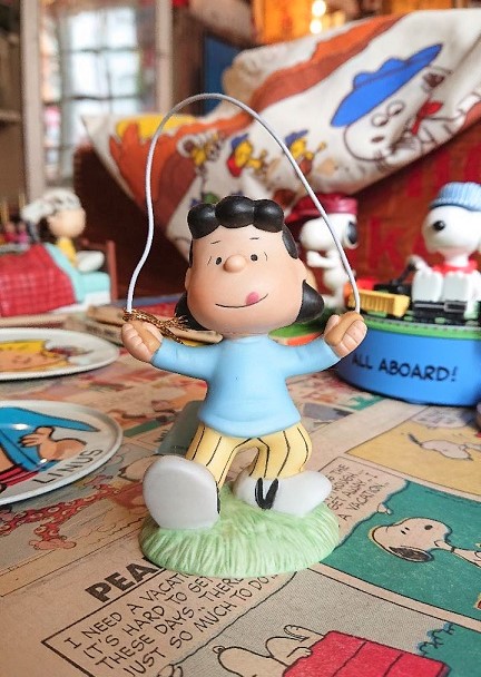 Westland Giftware LOOKING FOR LUCY ルーシー