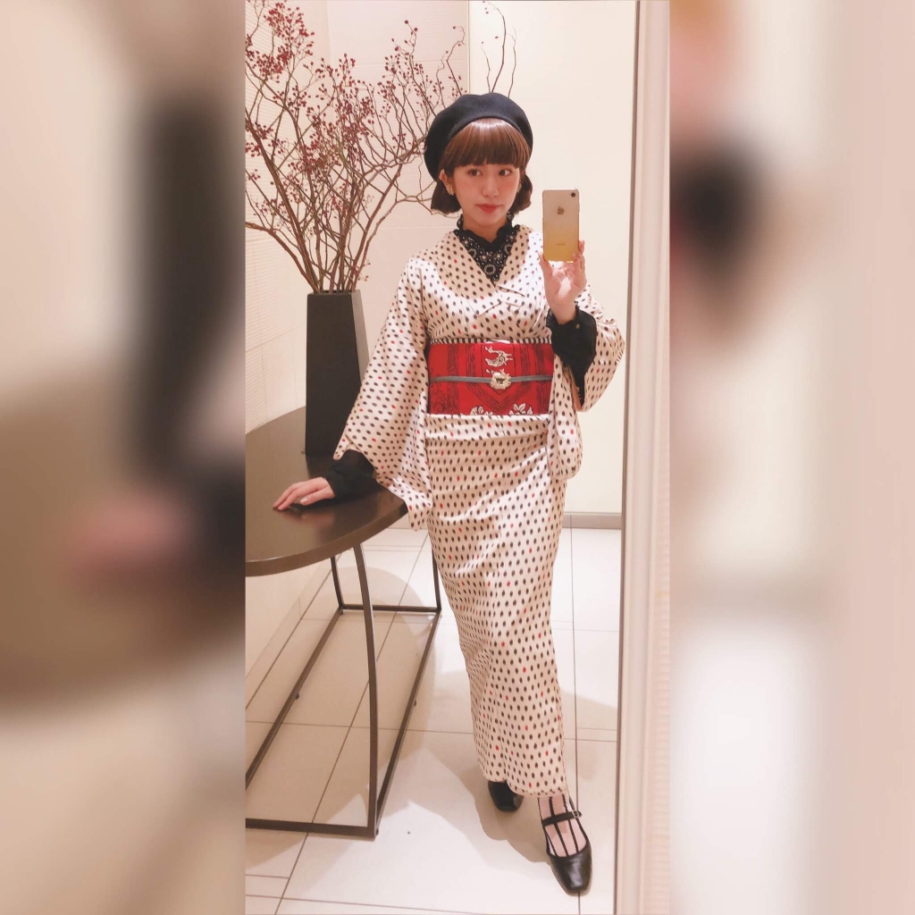 白絽長襦袢 夏物です お仕立て上がり 洗える長襦袢 新品 送料込み た 