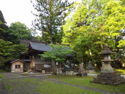 養父神社境内