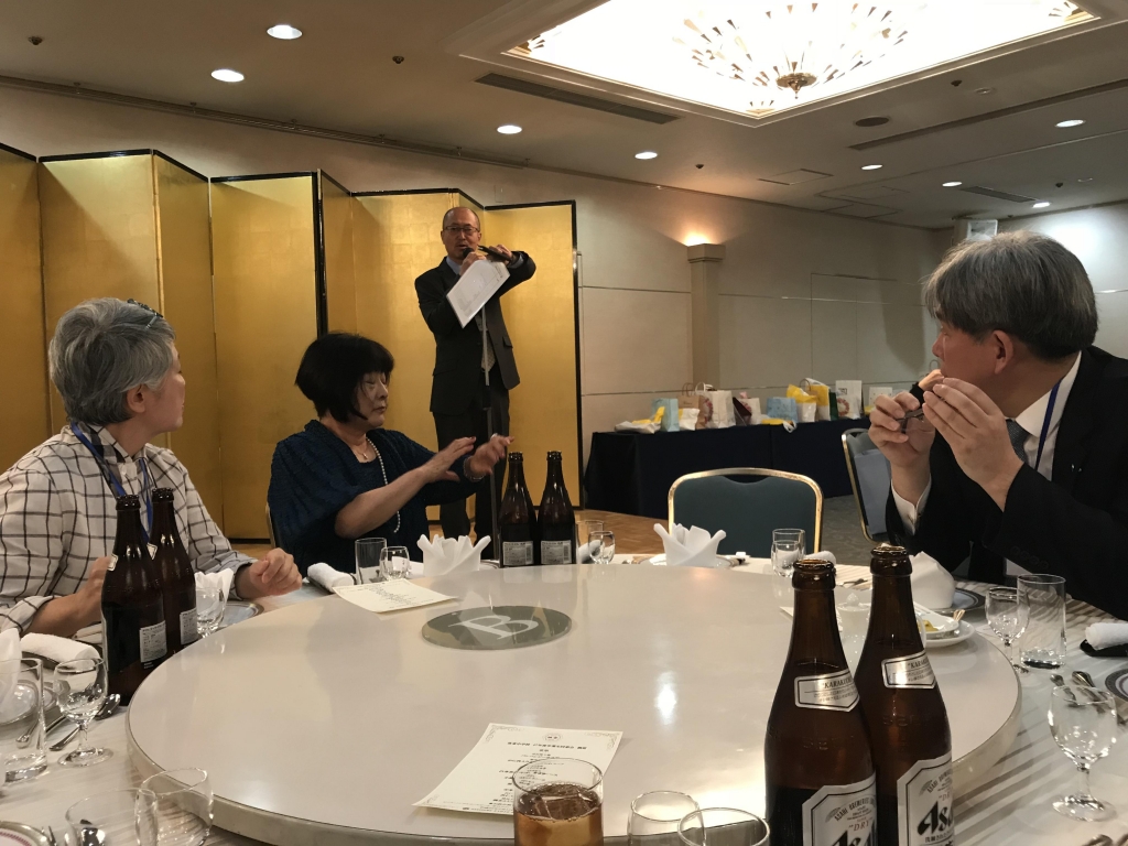 還暦　同窓会　中学校 洛東中学校還暦同窓会 | かたりつづけていきます