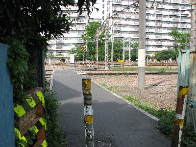 拝島踏切6