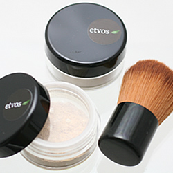 お知らせ Mmuベビーキットがついにっ ミネラルファンデーションのetvos エトヴォス ブログ