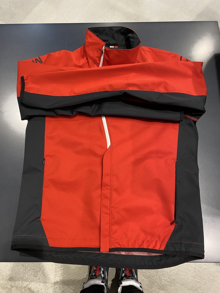 ウインドブレーカー収納方法：KUSHITANI 岡山店 | KUSHITANI PROSHOP