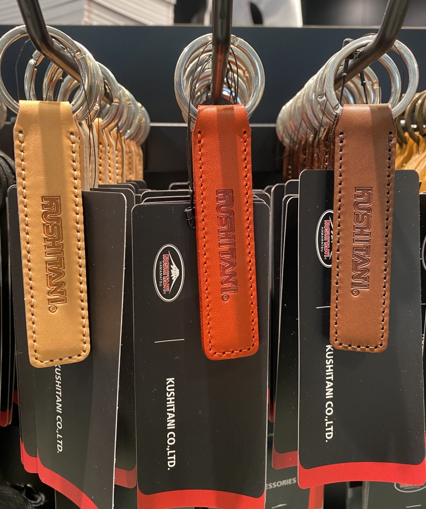 大流行中！ 革のキーホルダー：KUSHITANI 岡山店 | KUSHITANI PROSHOP OKAYAMA その他