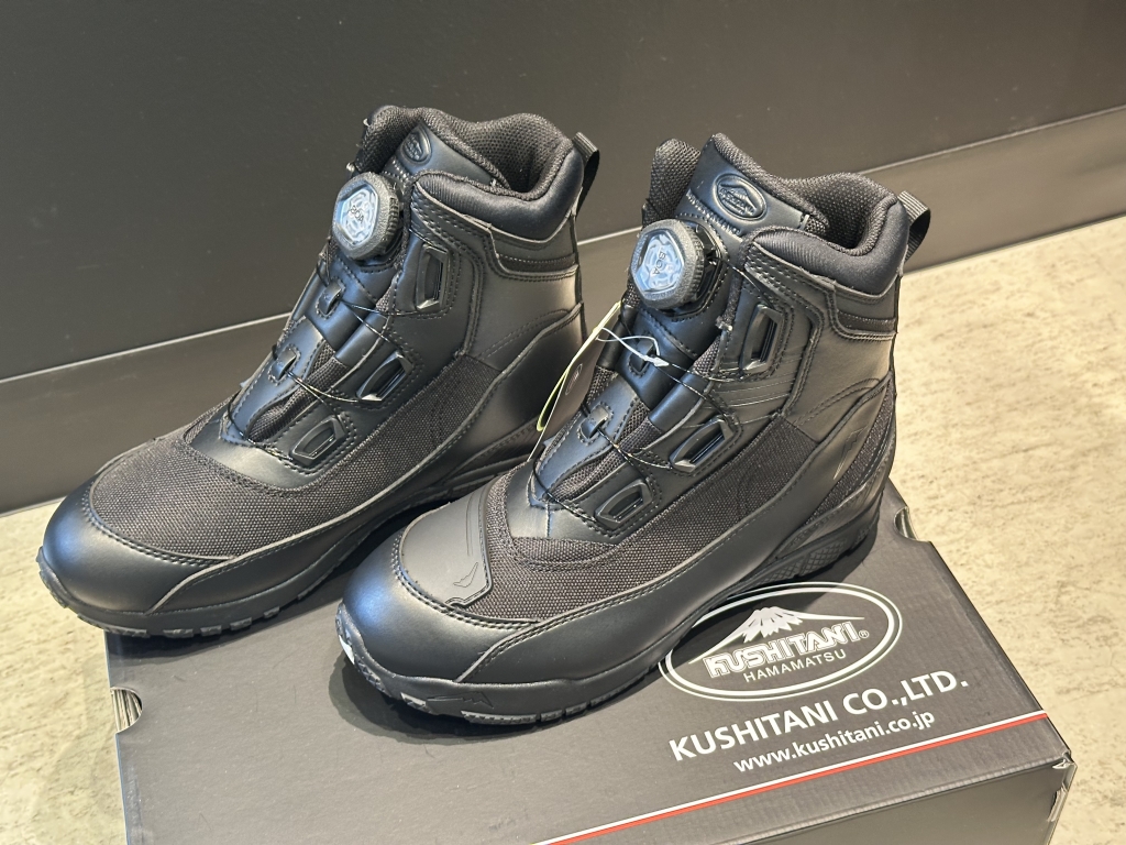 新作入荷】K-6308 アドーネシューズ（BK）：KUSHITANI 岡山店