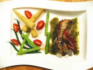 鶏腿肉のグリエ ア・ラ ディアブル