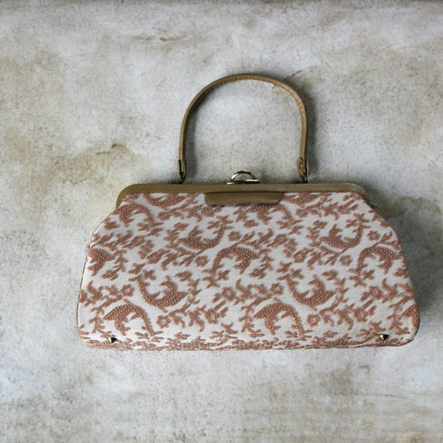 0210bag3-G.jpg