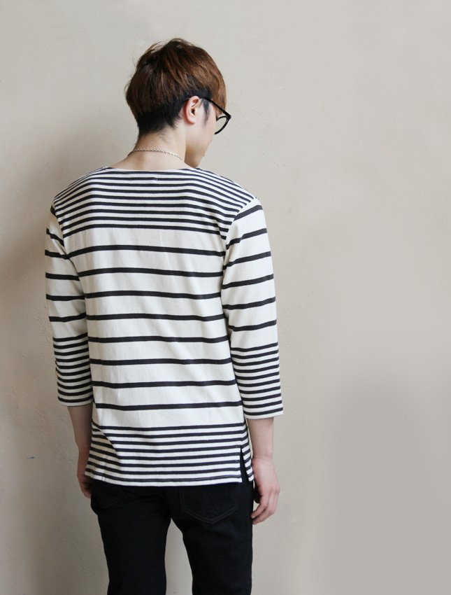 1503121B8.jpg