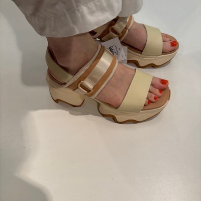 2色展開♥ミドルヒール スリングバックサンダル/追跡有 楽天市場】サンダル レディース 厚底 スポーツサンダル 脱げない