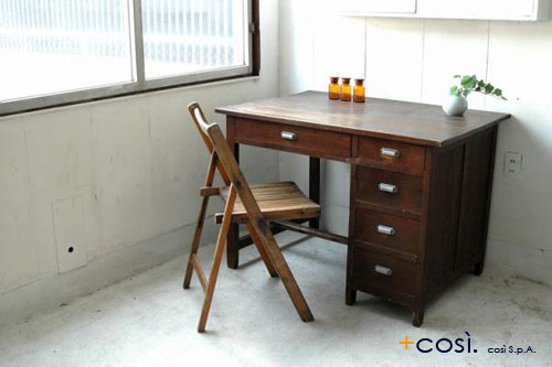 desk1