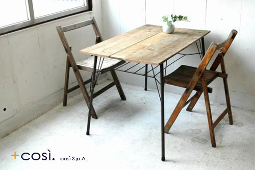 desk2