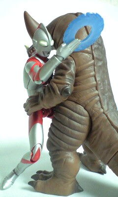 アクトマン八つ裂き.jpg