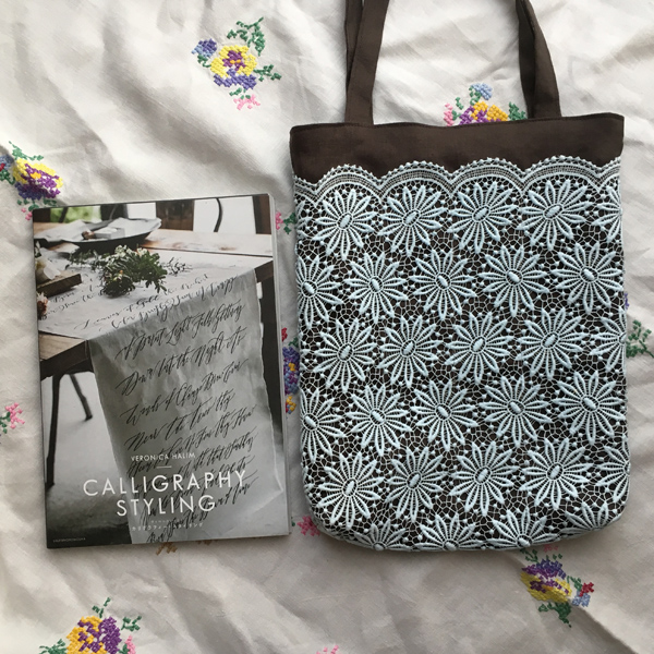 評判 アンティークフレンチファブリック ハンドメイド✃花柄レース