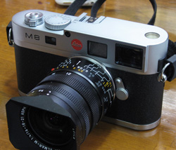 Leica M8