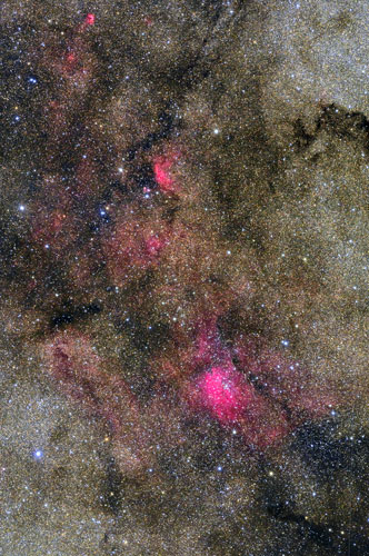 こぎつね座の星雲