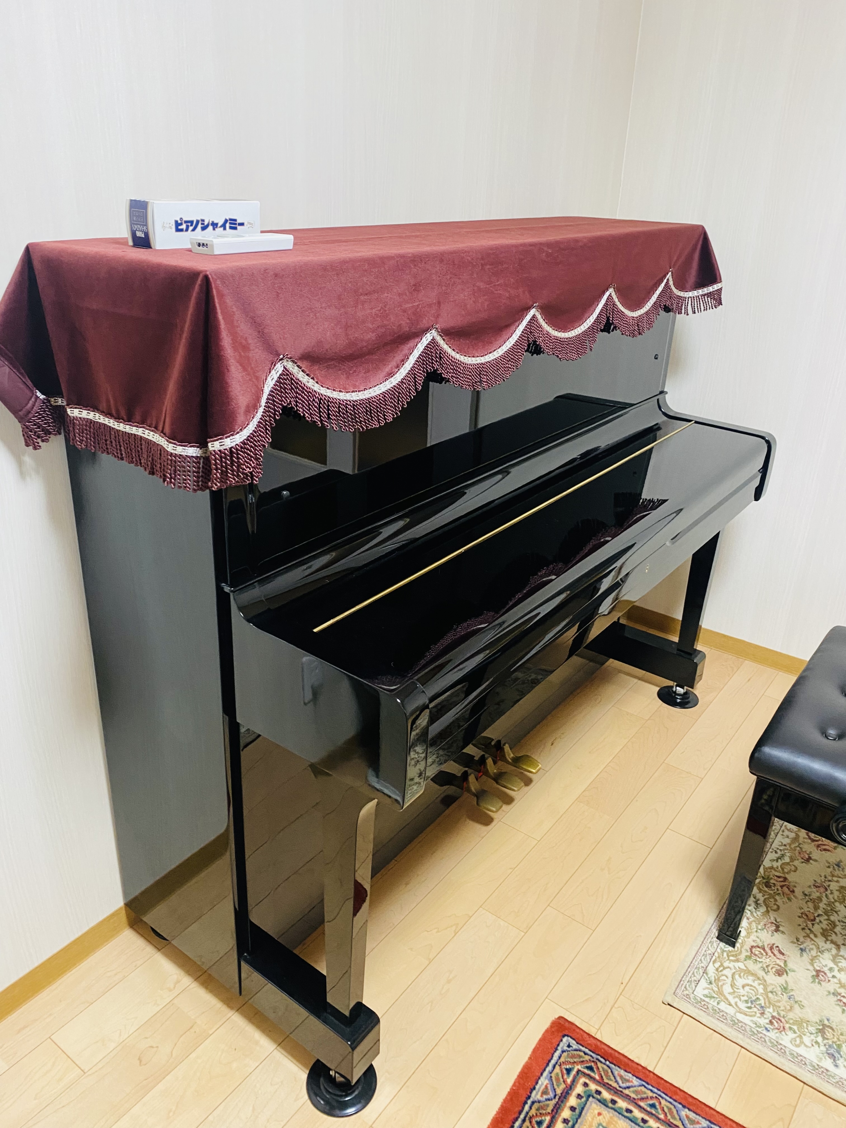 【中古美品】背付ピアノ椅子(全国送料込み)トムソン椅子 楽天市場】日本製：ピアノ椅子 背もたれ付きタイプ トムソン椅子