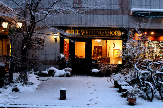 the writing shop玄関先も・・・(*^。^*)