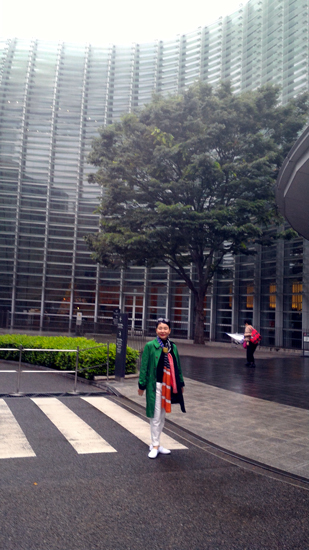 東京国立新美術館にて