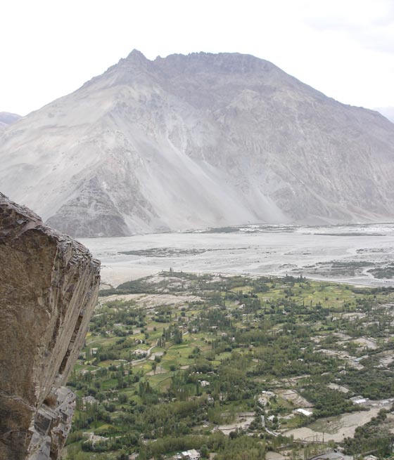Hundar View